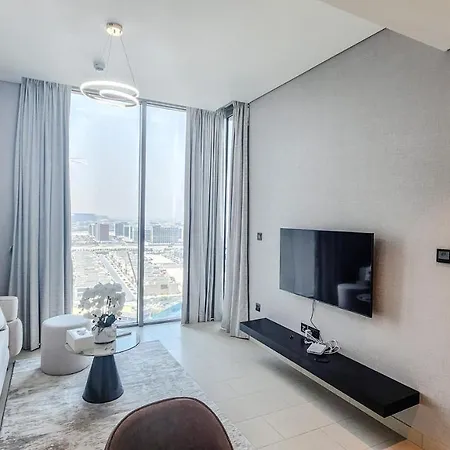 Stay By Latinem Luxury 1Br Holiday Home Cvr A1413 Near Burj Khalifa دبي المظهر الخارجي الصورة
