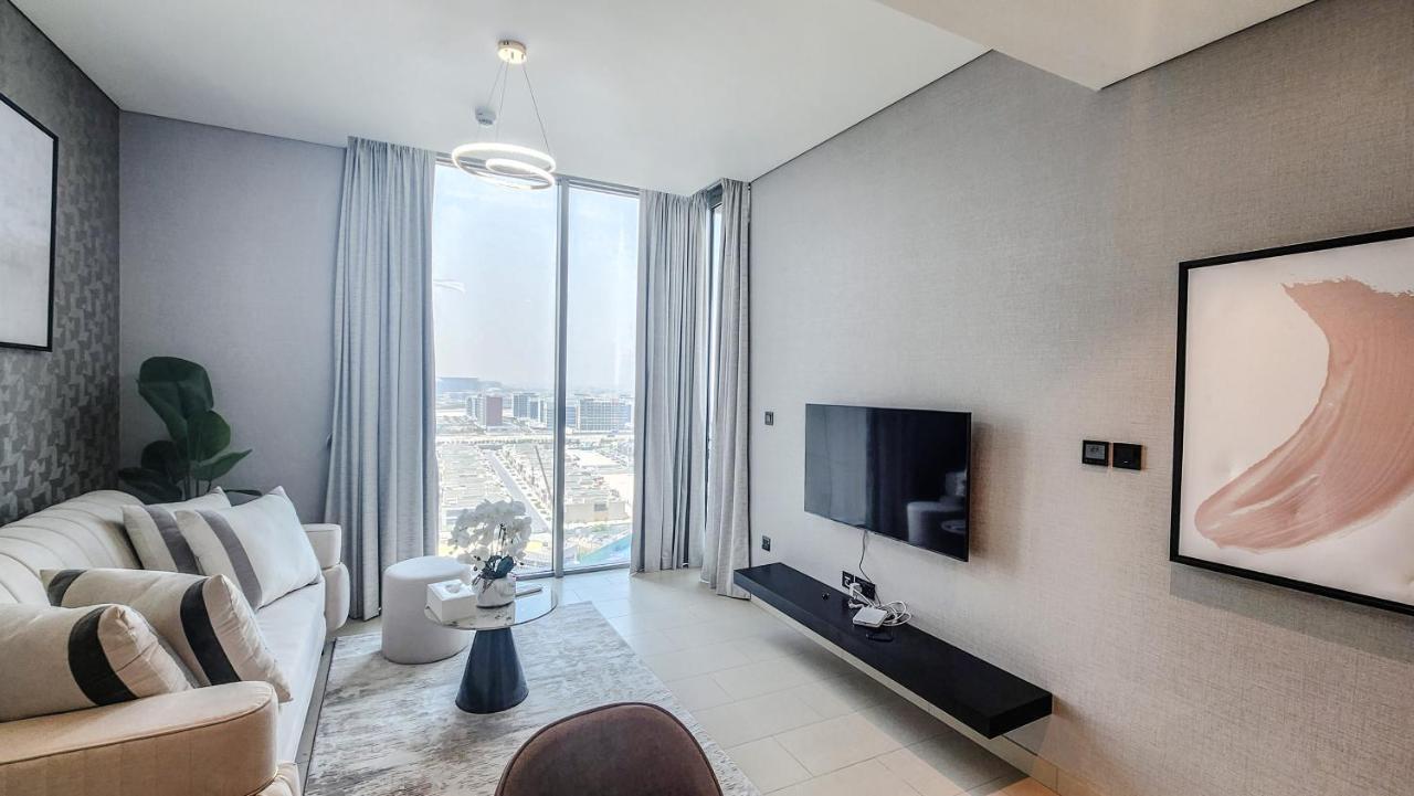 By Latinem Luxury 1br Cvr A1413 Near Burj Khalifa * دبي